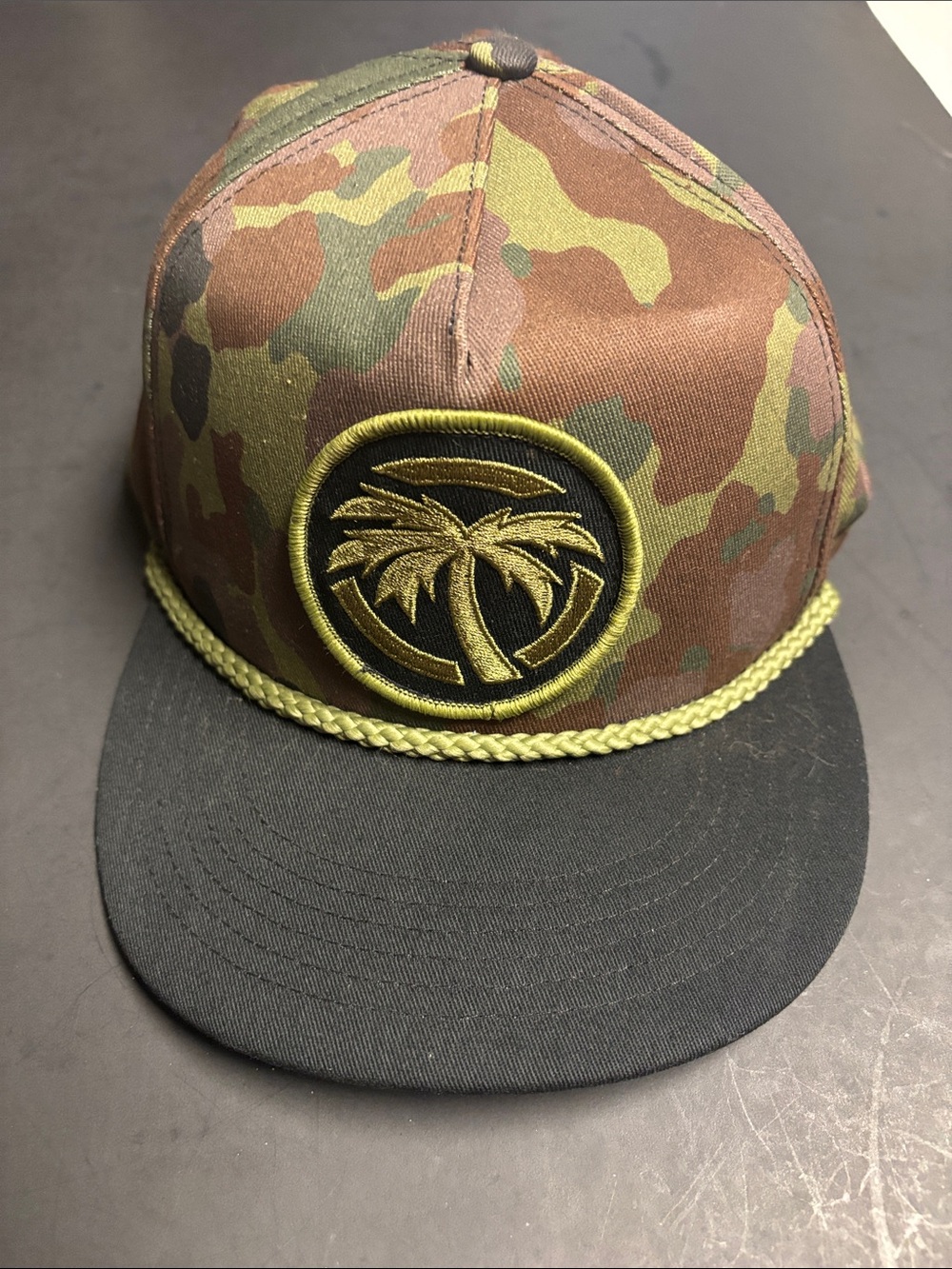 Camo Palm Patch Rope-Trim Snapback Hat - Black/Olive